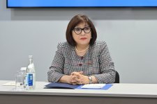 Сахиба Гафарова выступила с речью в штаб-квартире Молодежной организации ДН (ФОТО)