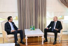 Президент Ильхам Алиев принял генерального секретаря Мусульманского совета старейшин (ФОТО/ВИДЕО)