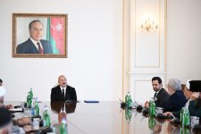 Президент Ильхам Алиев принял участников проходящих в Баку международных конференций (ФОТО/ВИДЕО)