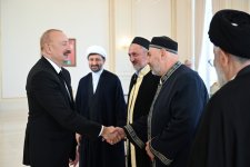 Президент Ильхам Алиев принял участников проходящих в Баку международных конференций (ФОТО/ВИДЕО)
