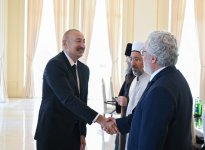 Президент Ильхам Алиев принял участников проходящих в Баку международных конференций (ФОТО/ВИДЕО)
