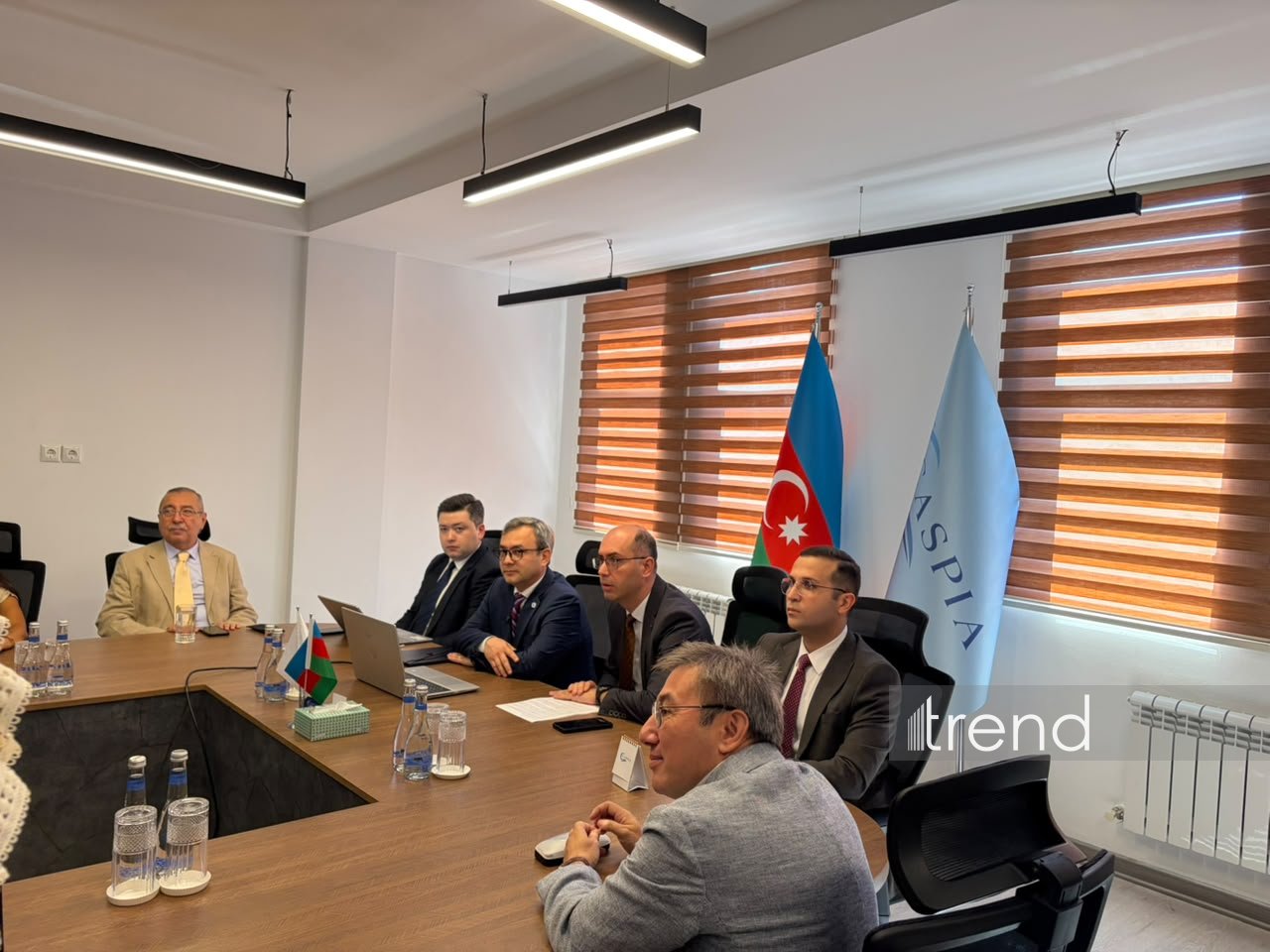 В Баку проходит презентация инициативы "Азербайджано-узбекистанский бизнес-барометр"(ФОТО)