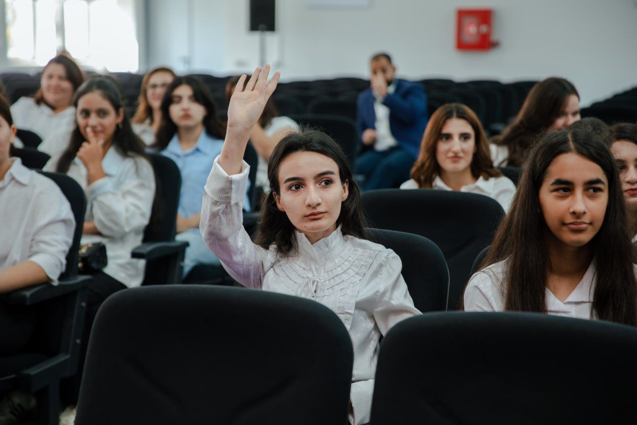 В Лянкяране дан старт образовательной программе Yango Azerbaijan для девушек: Future Skills Academy - Lankaran (ФОТО)