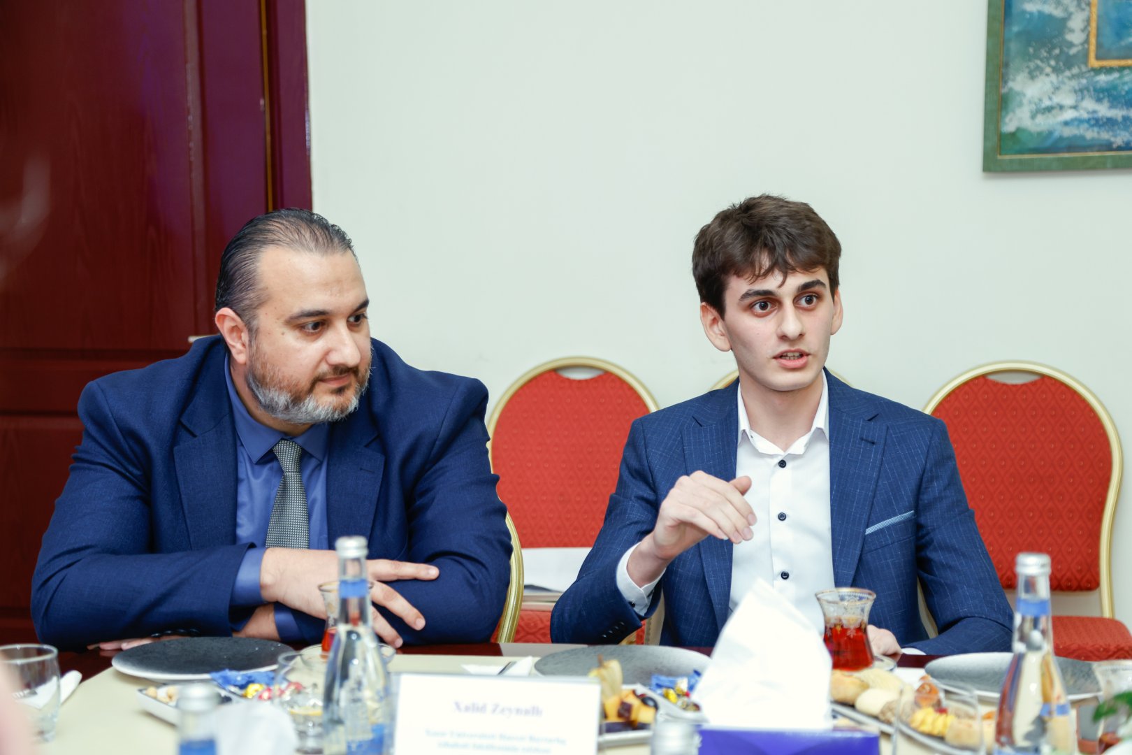 Набрав 617 баллов, он выбрал ветеринарию: входящая в состав PASHA Holding, компания Agro Dairy поддержала будущего ветеринара (ФОТО)