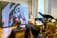 Азербайджан и ОАЭ - встреча через искусство (ФОТО)
