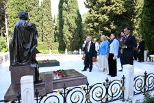 В День национальный музыки почтена память великого композитора Узеира Гаджибейли (ФОТО)