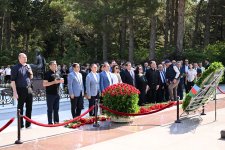 В День национальный музыки почтена память великого композитора Узеира Гаджибейли (ФОТО)