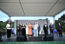 День города Ходжавенд отметили выставкой, спектаклем, концертом и праздничным салютом (ФОТО)