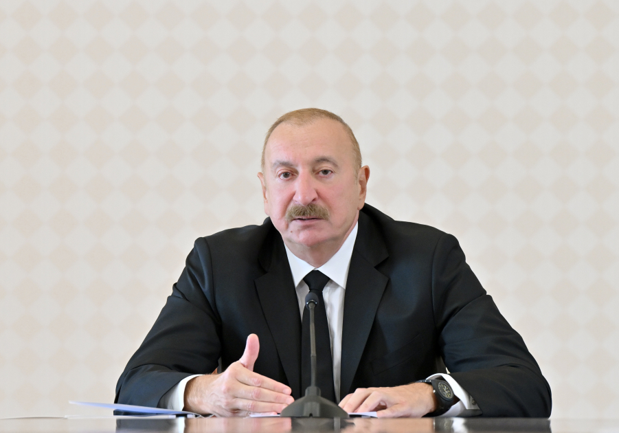 Под председательством Президента Ильхама Алиева состоялось совещание, посвященное Государственной программе по развитию горнодобывающей и металлургической промышленности (ФОТО/ВИДЕО)