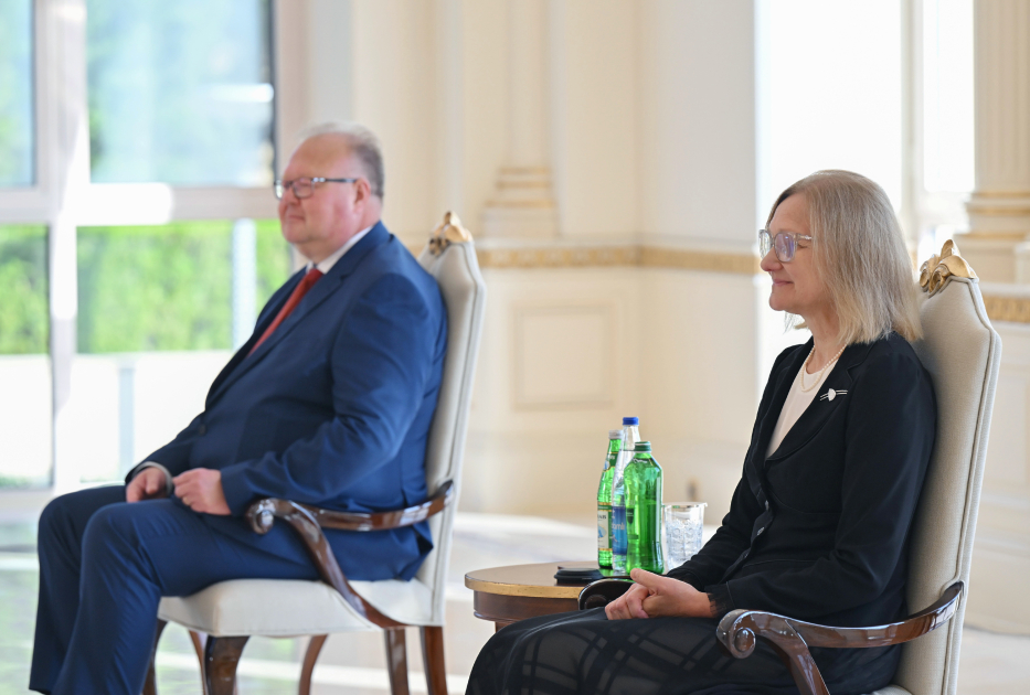 Президент Ильхам Алиев принял новоназначенного посла Эстонии в Азербайджане (ФОТО/ВИДЕО)
