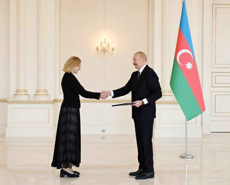 Президент Ильхам Алиев принял новоназначенного посла Эстонии в Азербайджане (ФОТО/ВИДЕО)