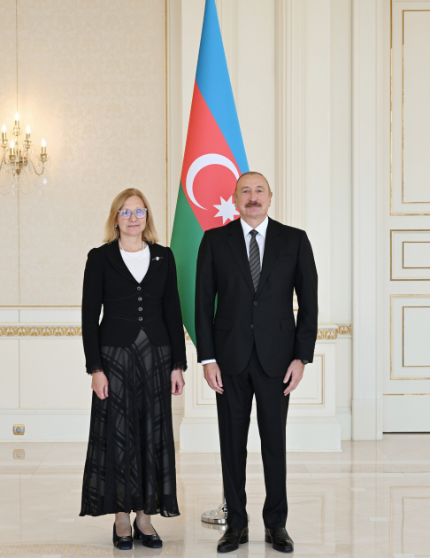 Президент Ильхам Алиев принял новоназначенного посла Эстонии в Азербайджане (ФОТО/ВИДЕО)