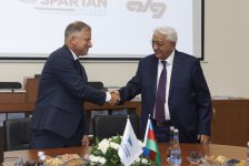 В Азербайджане впервые в регионе начинает работу филиал Школы аэронавтики и технологий Spartan (ФОТО)