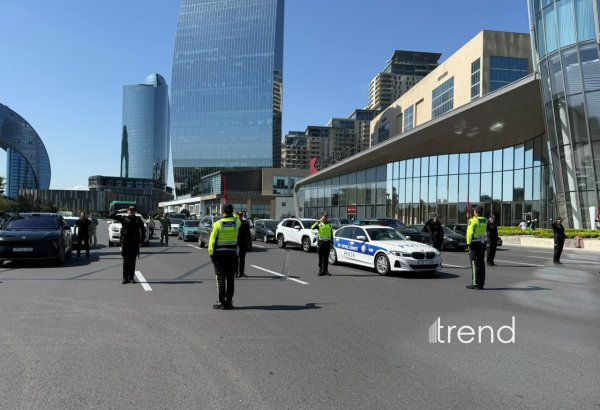 В Азербайджане минутой молчания почтили память шехидов Отечественной войны (ФОТО/ВИДЕО)