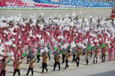 В Ашхабаде состоялся торжественный парад в честь 35-летия независимости Туркменистана (ФОТО)