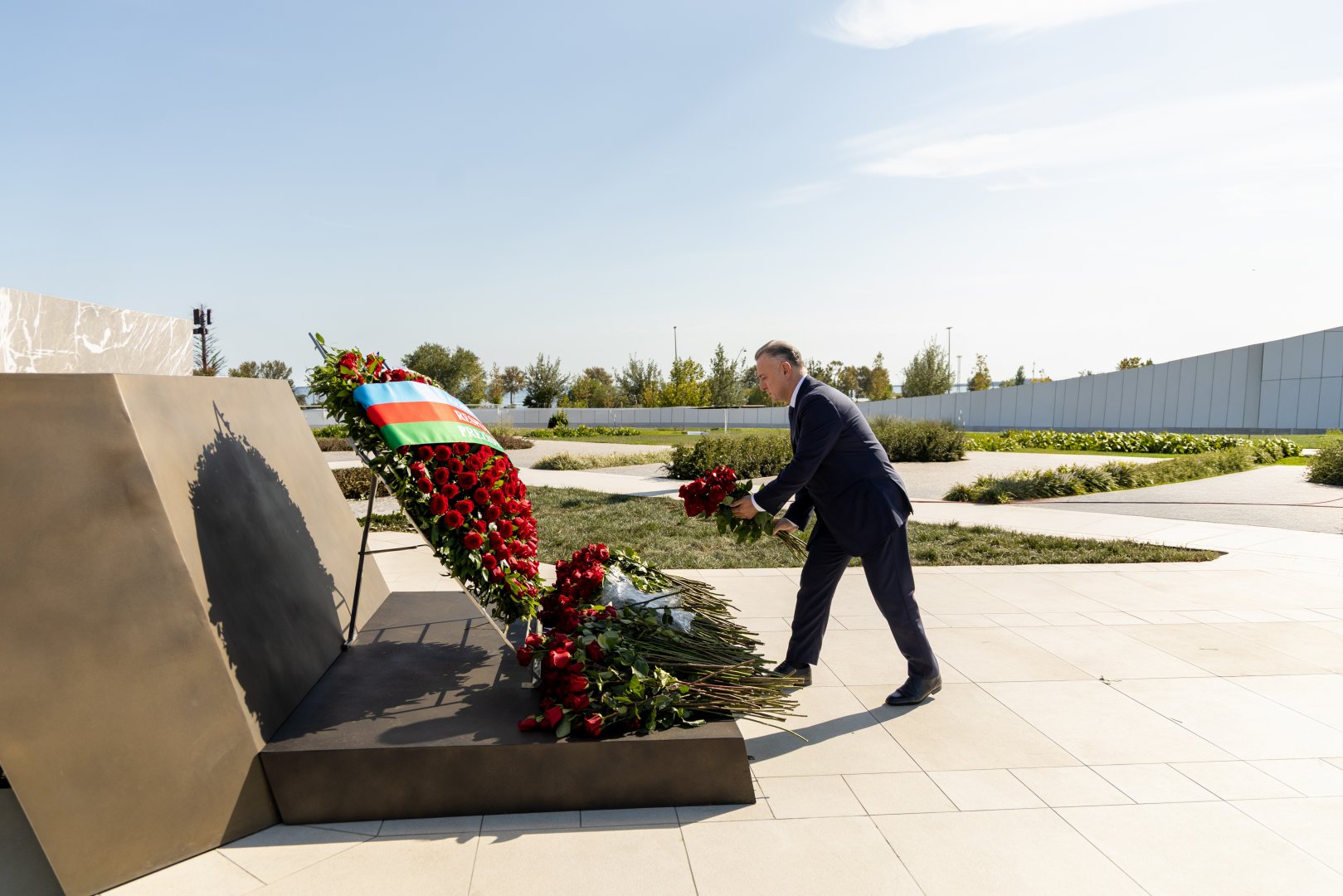 Руководство и коллектив Минздрава посетили Парк Победы (ФОТО)