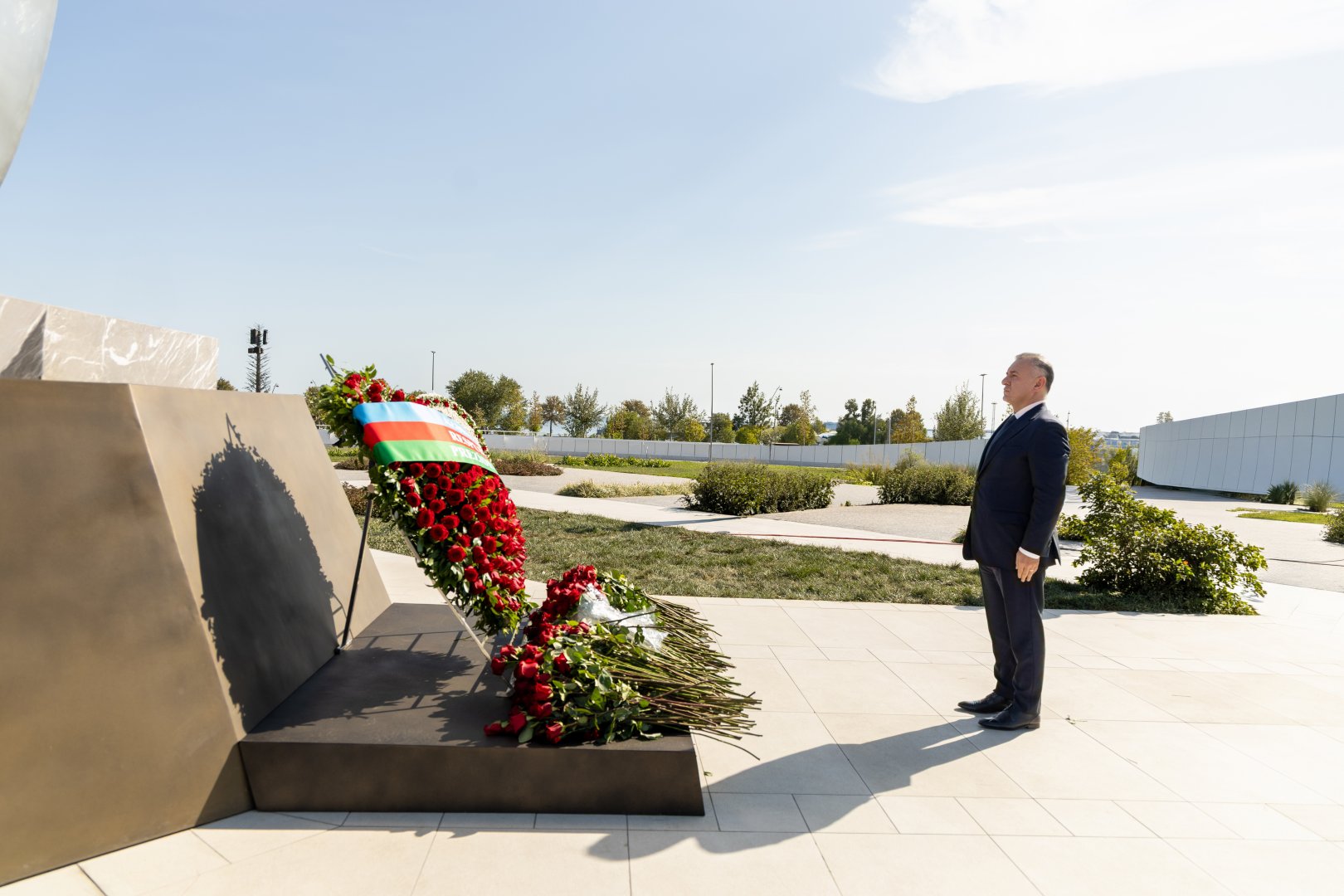 Руководство и коллектив Минздрава посетили Парк Победы (ФОТО)