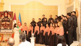 МЕМİМ представил "Жемчужины искусства" в университете "Хазар" (ФОТО)