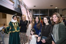Лейла Алиева и Алена Алиева приняли участие в открытии выставки азербайджанских ковров в Святом Престоле (ФОТО)