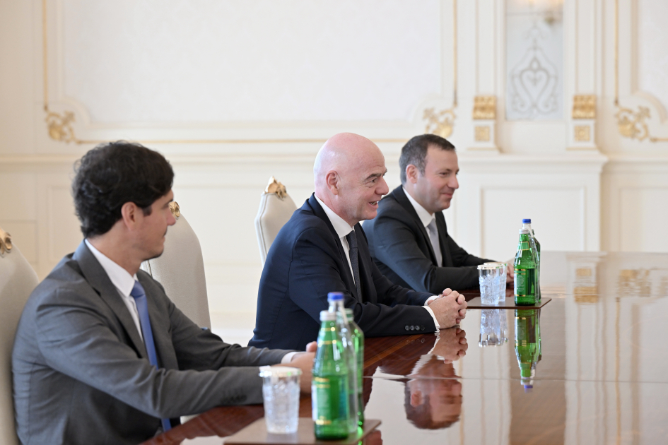 Президент Ильхам Алиев принял президента ФИФА (ФОТО/ВИДЕО)