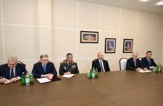 Президент Ильхам Алиев принял госминистра по вопросам обороны Соединенного Королевства (ФОТО/ВИДЕО)