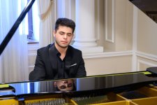 Наследие Узеира Гаджибейли в исполнении молодых музыкантов (ФОТО)