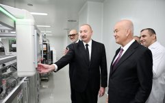 Президент Ильхам Алиев принял участие в открытии предприятия по производству лекарственных препаратов в Пираллахинском промышленном парке (ФОТО)