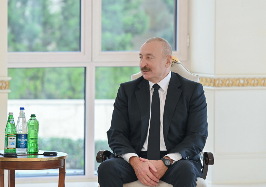 Президент Ильхам Алиев принял новоназначенного посла Малайзии в Азербайджане (ФОТО)