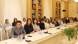 MEMİM провел семинар с Сабиром Рустамханлы в рамках проекта "Язык – основа нашей национальной и культурной идентичности" (ФОТО)