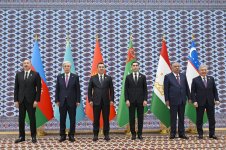 Президент Ильхам Алиев принимает участие в 8-й Консультативной встрече глав государств Азербайджана и Центральной Азии в Туркменбаши (ФОТО)