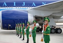Президент Ильхам Алиев прибыл с рабочим визитом в Туркменистан (ФОТО)