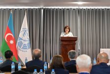 Под председательством Сахибы Гафаровой прошло совещание Парламентской сети ДН (ФОТО)