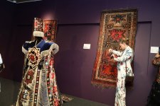 "Прикосновение к истории" - ковровые орнаменты на арене у дзюдоистов в Баку (ФОТО)