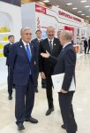 Президент Ильхам Алиев ознакомился в Туркменбаши с национальными стендами стран-участниц СНГ (ФОТО)