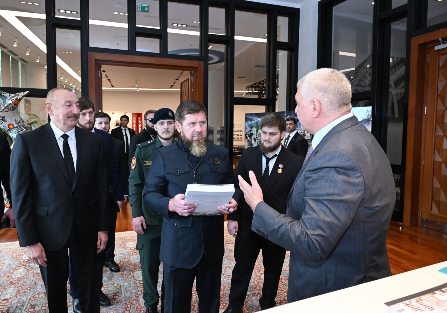 Президент Ильхам Алиев и глава Чеченской Республики России Рамзан Кадыров посетили «Баку Белый город» (ФОТО)