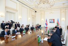 Состоялась встреча Президента Ильхама Алиева с Премьер-министром Камбоджи в расширенном составе (ФОТО)