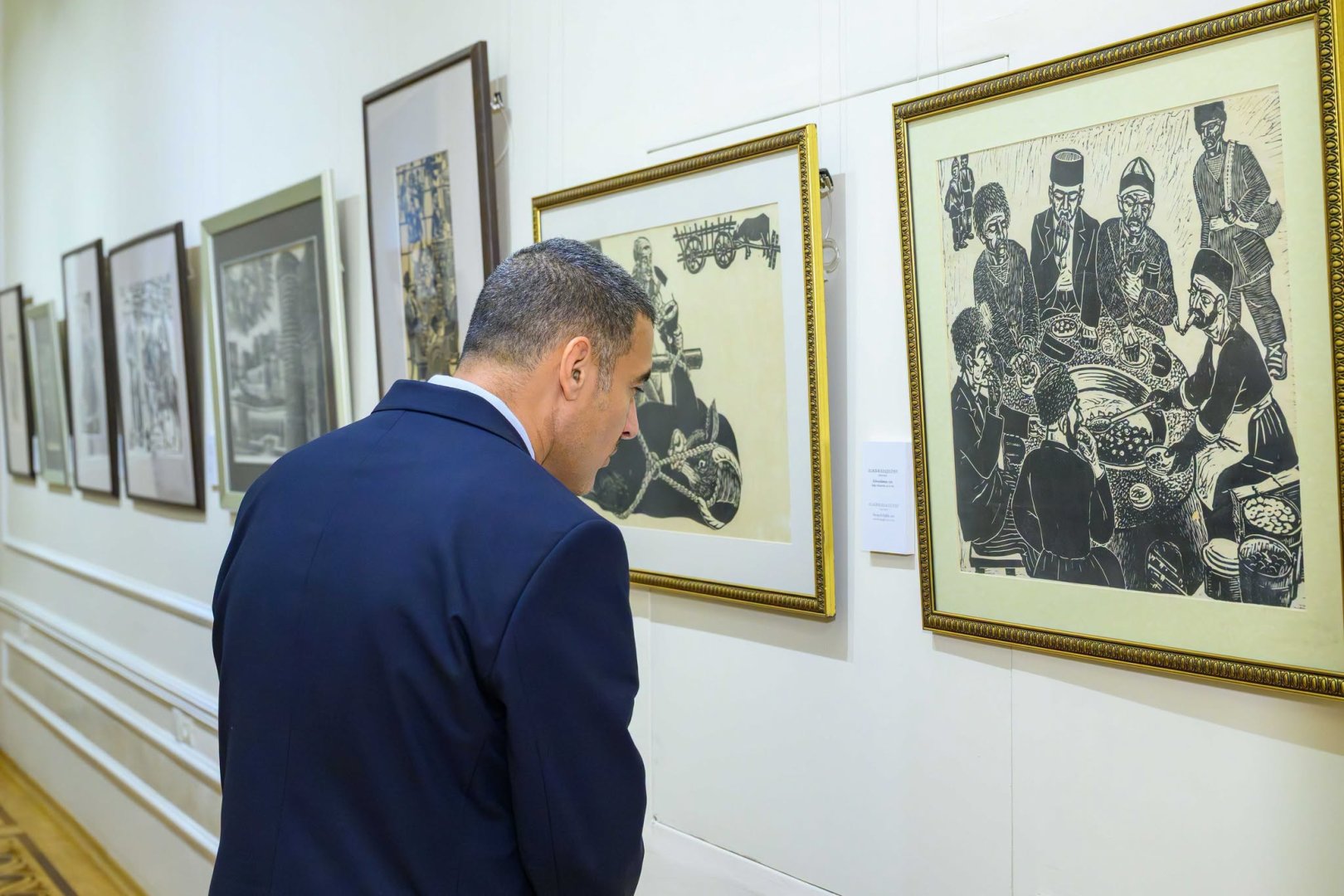 Участники проекта "Азербайджанская культура для глобальных послов" посетили Национальный музей искусств (ФОТО)
