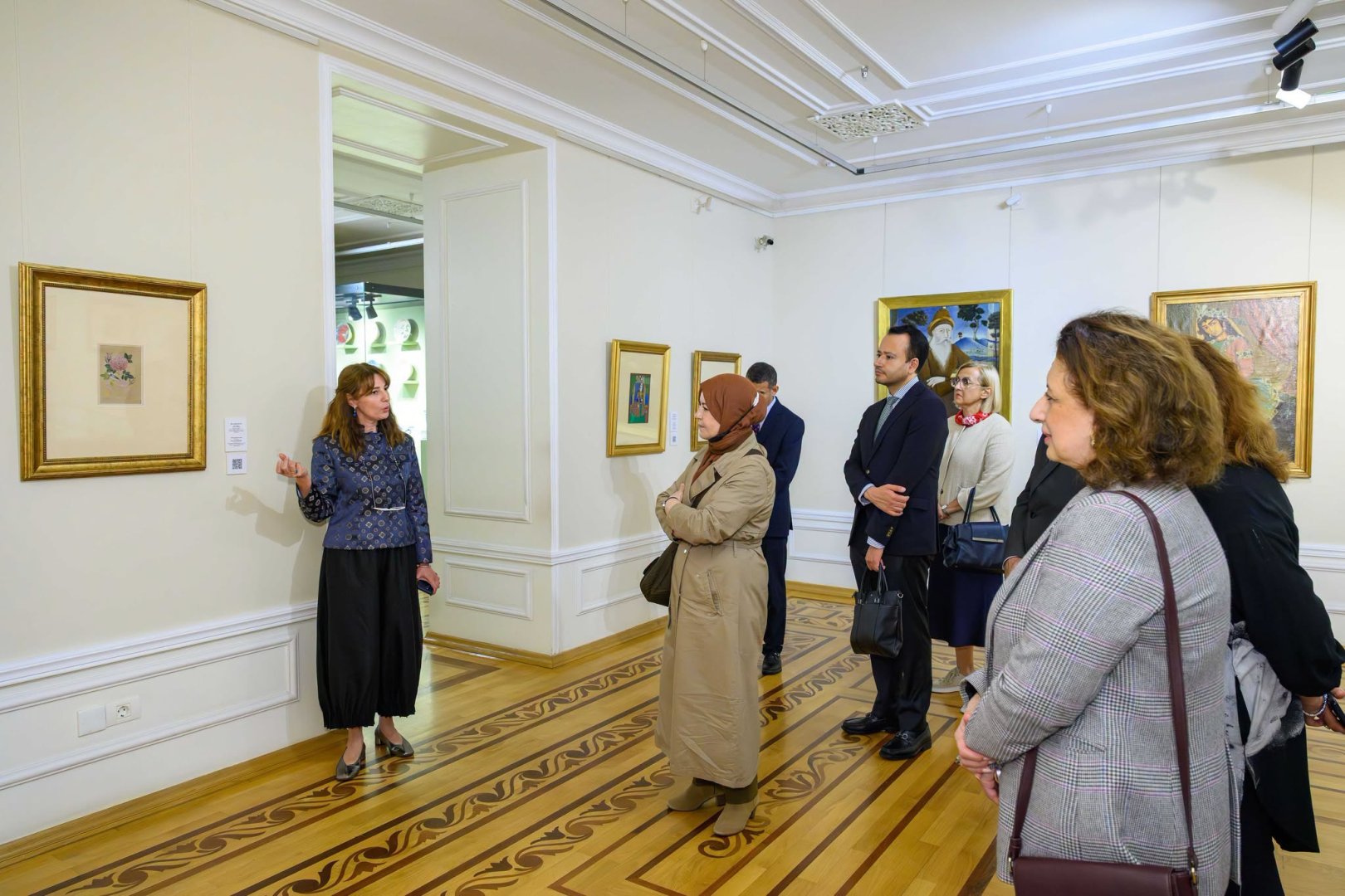 Участники проекта "Азербайджанская культура для глобальных послов" посетили Национальный музей искусств (ФОТО)