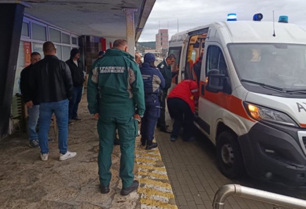 У берегов Болгарии атаковано судно с 8 гражданами Азербайджана на борту