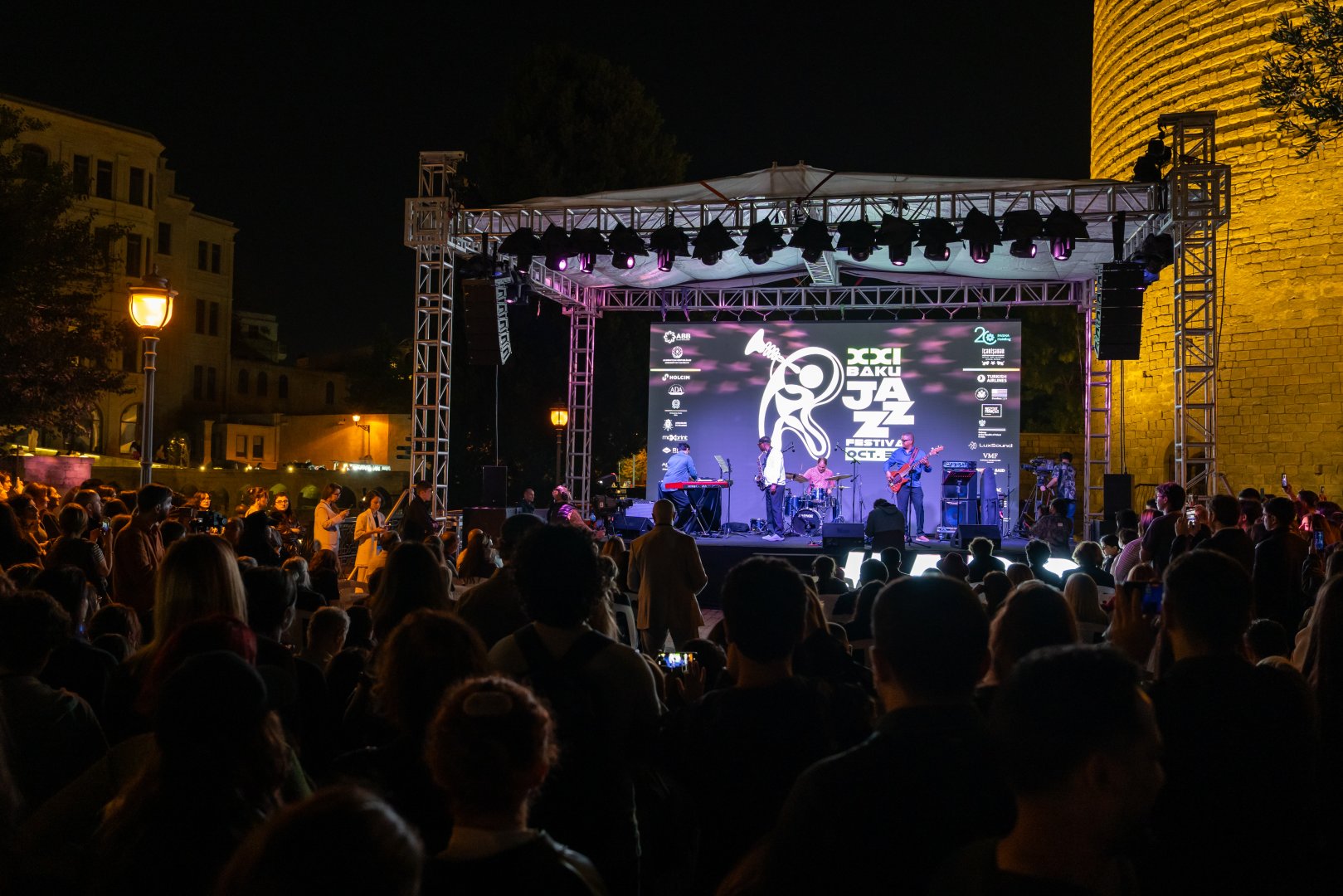 Пульс Баку бился джазом! Baku Jazz Festival завершился феерическим праздником в сердце Ичеришехер (ФОТО)