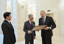 От имени Президента Ильхама Алиева дан официальный обед в честь Президента Лаоса (ФОТО)