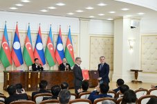 При участии Президента Ильхама Алиева и Президента Тхонглуна Сисулита принято Совместное заявление между Азербайджаном и Лаосом и состоялся обмен документами (ФОТО)