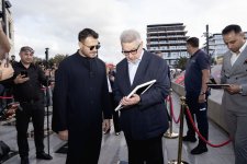 Звезда, которая всегда будет светить над Баку: Юлий Гусман на Sea Breeze Walk of Fame (ФОТО)