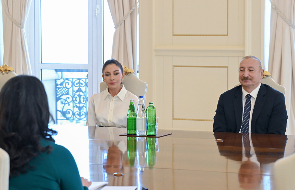 Президент Ильхам Алиев и Первая леди Мехрибан Алиева встретились с Вице-президентом Вьетнама (ФОТО/ВИДЕО)