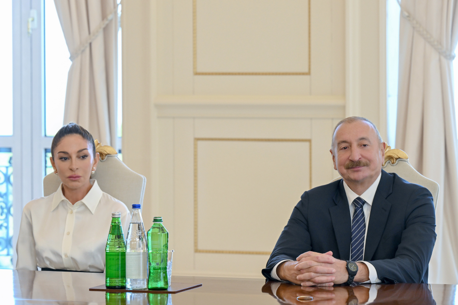 Президент Ильхам Алиев и Первая леди Мехрибан Алиева встретились с Вице-президентом Вьетнама (ФОТО/ВИДЕО)