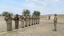 В Азербайджане продолжаются учебные сборы с военнообязанными (ФОТО)
