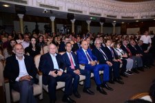 Жизнь на сцене, вечность в искусстве: в Баку торжественно отметили юбилей Нуреддина Мехтиханлы (ФОТО)