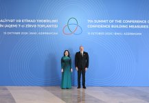 Президент Ильхам Алиев выступает на 7-м Саммите СВМДА (ФОТО)