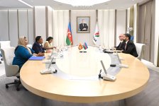 Обсуждены перспективы сотрудничества SOCAR с компаниями Шри-Ланки (ФОТО)