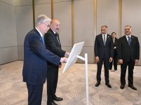 Президент Ильхам Алиев встретился с Касым-Жомартом Токаевым, состоялось открытие Транскаспийской волоконно-оптической линии связи (ФОТО/ВИДЕО)